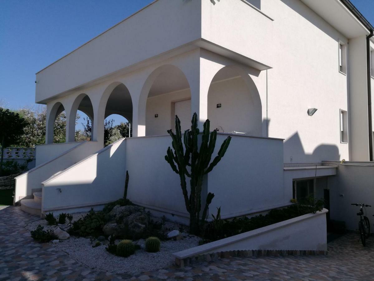 Villa Buenavista Torre Santa Sabina Exteriör bild
